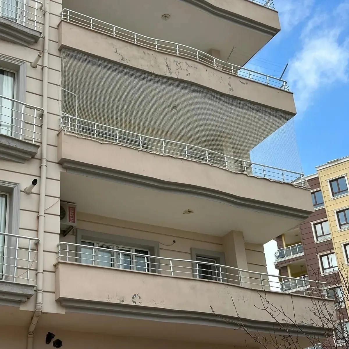 Balkon filesi nedir, Ne amaçla kullanılır? 0506 628 72 56 Balkon filesi nedir, Ne amaçla kullanılır? 0506 628 72 56